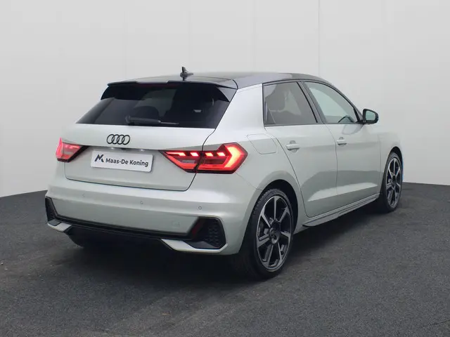 Audi A1 Sportback 30 TFSI/116PK S Line 2025 Benzine 2