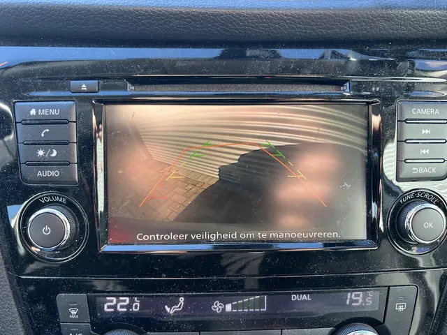 Nissan QASHQAI 1.3 DIG-T Acces Edition 2021 Benzine 8