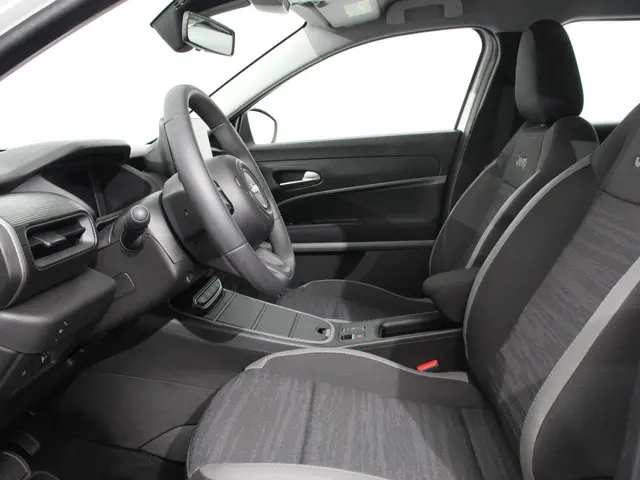 Jeep Avenger Longitude 54 kWh Automaat 2024 Elektrisch 27