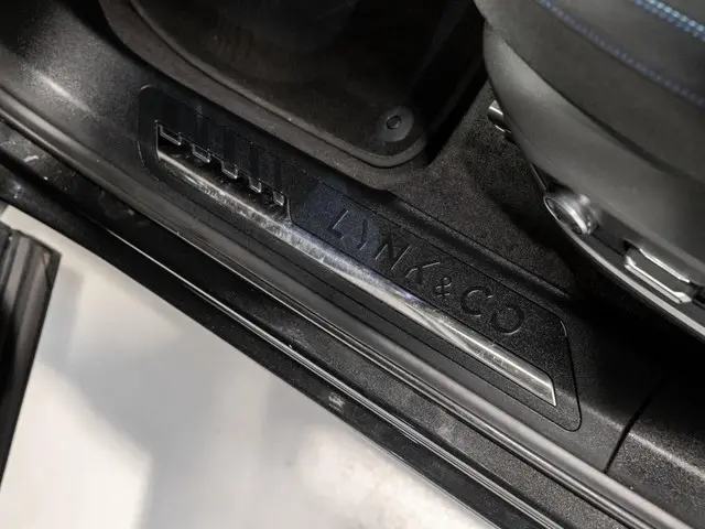 Lynk & Co 01 1.5 / 261pk / Blackstyle 2022 Hybride Benzine 21