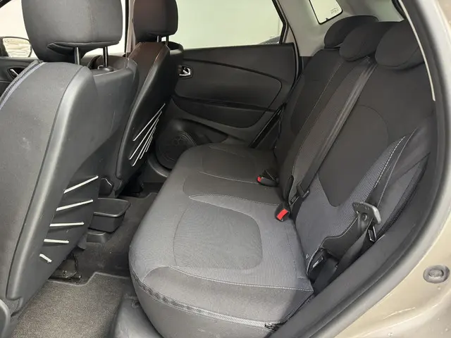 Renault Captur 0.9 TCe Dynamique 2015 Benzine 8