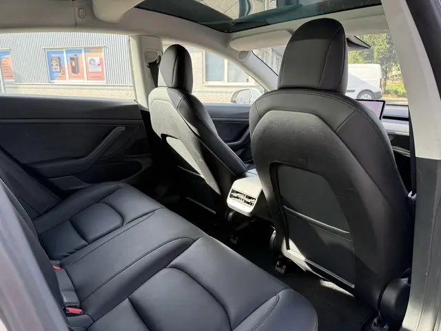Tesla Model 3 Range Plus 2020 Elektrisch 12