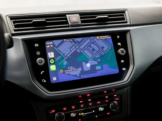 SEAT Arona 1.0 TSI Xcellence Business Sport 2020 Benzine 28