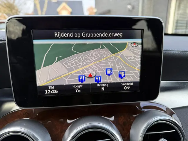 Mercedes-Benz GLC 250 d 4MATIC Prestige 2016 Diesel 14