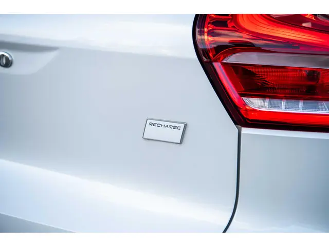 Volvo XC40 Recharge Core 2022 Elektrisch 33
