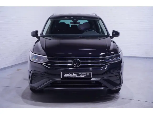 Volkswagen Tiguan Allspace 1.5 TSI Life 7p. 2023 Benzine 7