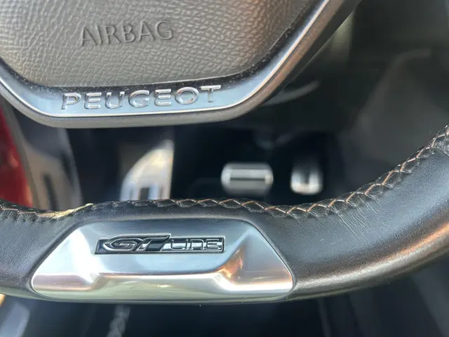 Peugeot 3008 1.2 PureTech GT -Line automaat 2017 Benzine 14