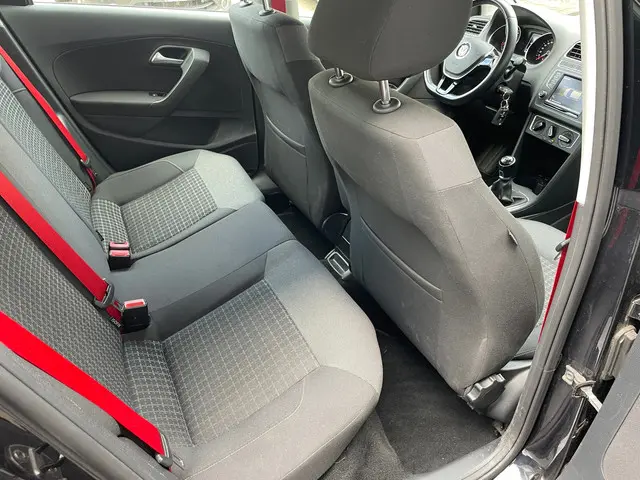 Volkswagen Polo 1.2 TSI Comfortline 2017 Benzine 15