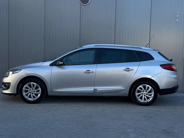 Renault Mégane Estate 1.2 TCe Limited 2016 Benzine 3