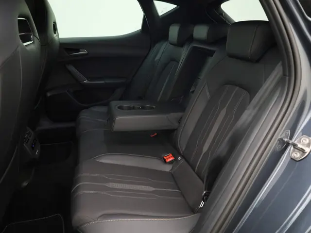 CUPRA Leon 1.4 e-Hybrid 204pk DSG 2023 Hybride Benzine 25