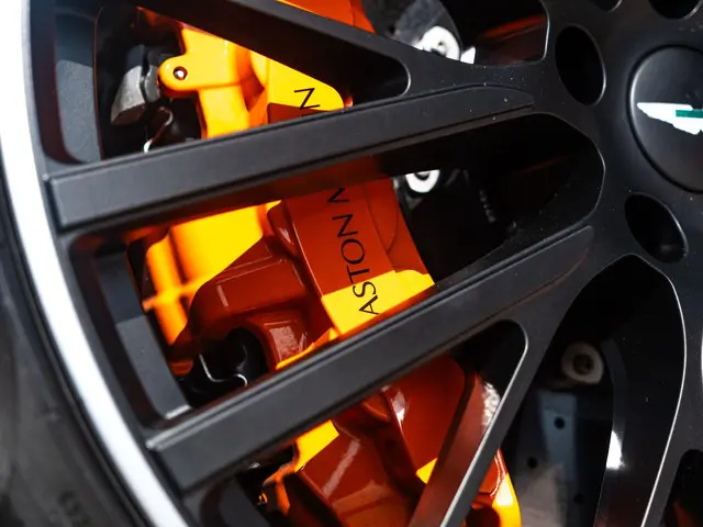 Aston Martin DBX 4.0 V8 707 2023 Benzine 27