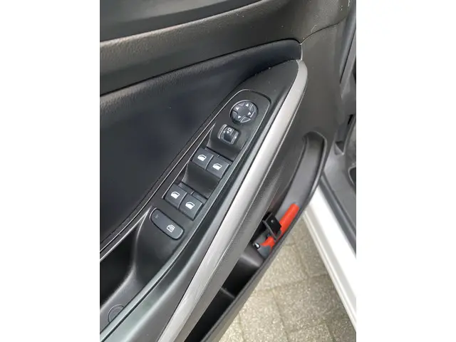 Opel Grandland 1.2 Turbo Level 4 2023 Benzine 14