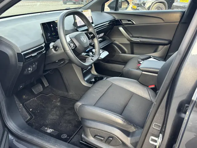 MG MG4 Electric Luxury 64 kWh 2024 Elektrisch 17