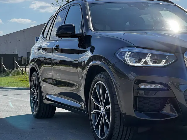 BMW X3 xDrive30e High Executive 2021 Hybride Benzine 6