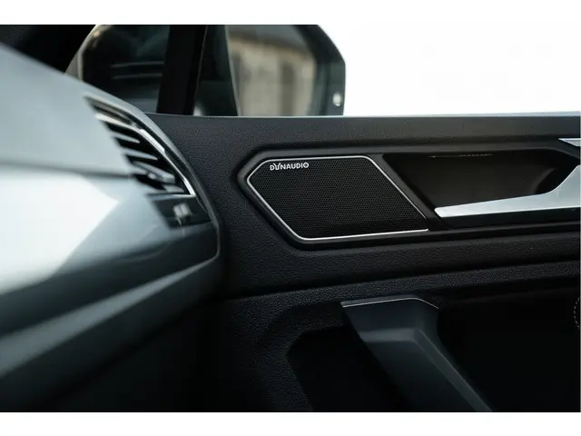 Volkswagen Tiguan 2.0 TSI 4Motion | 3X R-Line 2019 Benzine 15