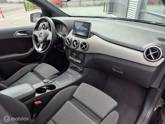 Mercedes-Benz B-Klasse 250 e 2016 Elektrisch 11