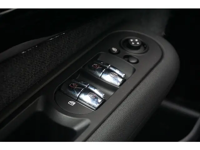 MINI Clubman Cooper 2021 Benzine 33