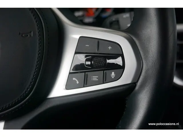 BMW 3 Serie Touring 320i 2020 Benzine 21