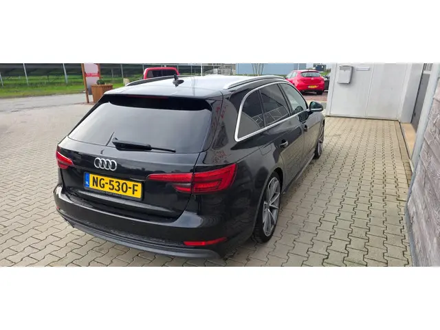 Audi A4 Avant 2.0 TDI Sport Pro Line S 2016 Diesel 30
