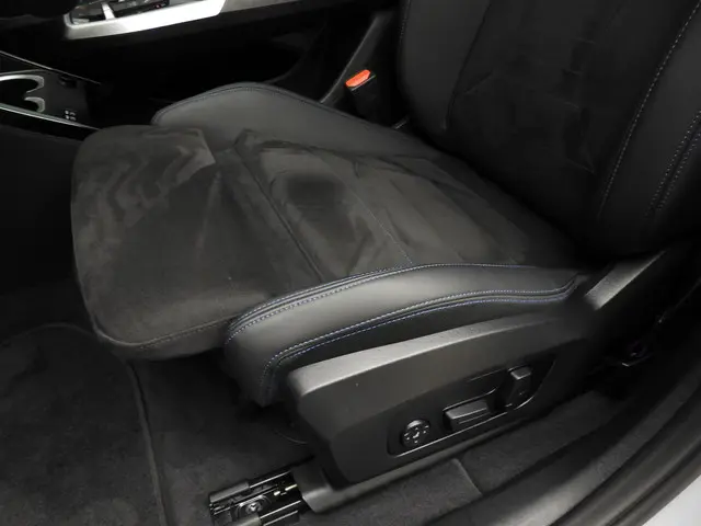 BMW iX2 xDrive30 2024 Elektrisch 27