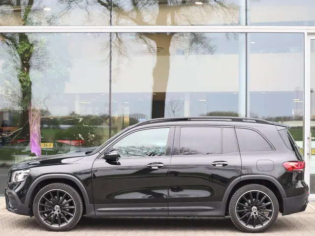 Mercedes-Benz 200-klasse GLB AMG Line 2023 Benzine 5