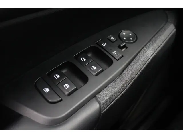 Kia Sportage 1.6 T-GDi MHEV ComfortLine 2022 Benzine 20