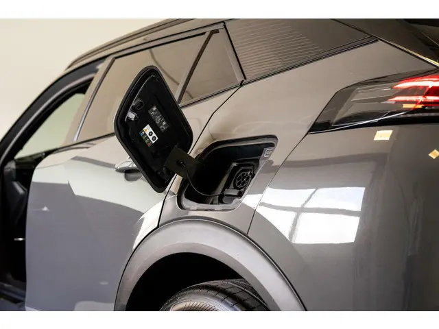 Peugeot e-2008 EV GT 54 kWh 2023 Elektrisch 25