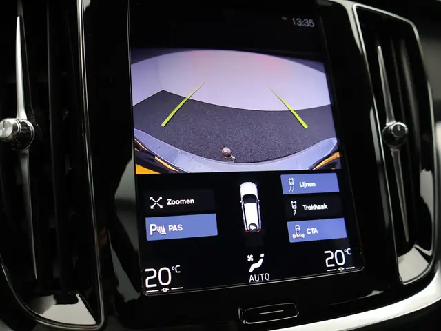 Volvo V60 2.0 T4 Momentum Pro 2019 Benzine 14