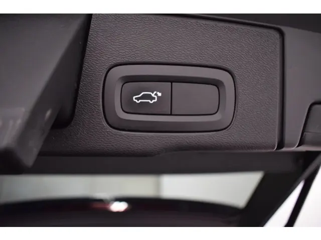 Volvo XC60 2.0 T5 250pk AUT8 Inscription 2018 Benzine 17