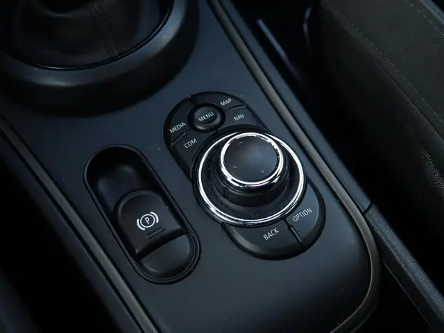 MINI Countryman Cooper 2023 Benzine 16