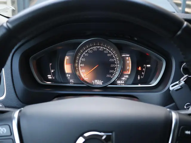 Volvo V40 Cross Country T3 Nordic+ 2017 Benzine 23