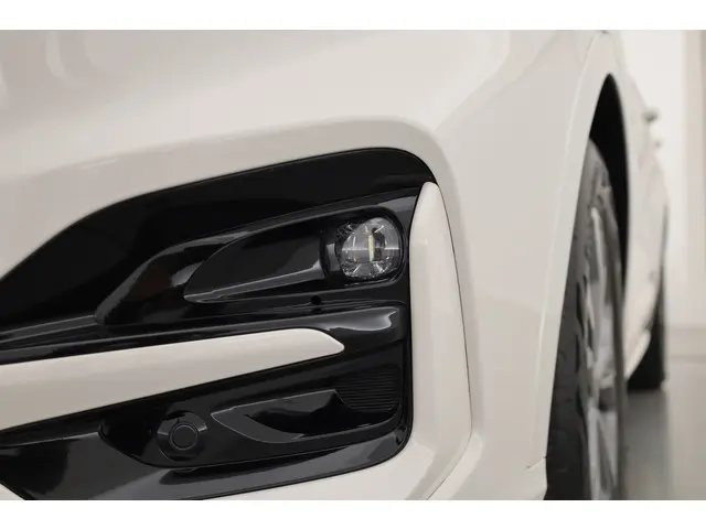 Ford Kuga 2.5 MHEV ST-Line 190pk 2022 Hybride Benzine 33