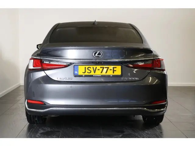 Lexus ES 300h 35th Edition 2026 Hybride Benzine 5