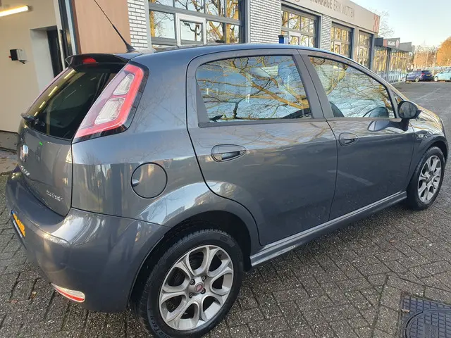 Fiat Punto Evo 0.9 TwinAir Edizione Cool 2013 Benzine 9
