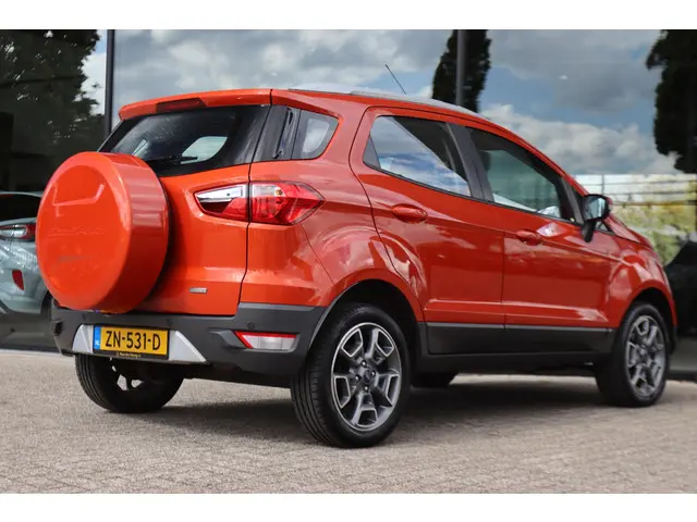 Ford EcoSport 2