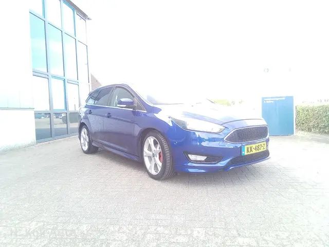 Ford Focus Wagon 1.0 ST-Line 2016 Benzine 8