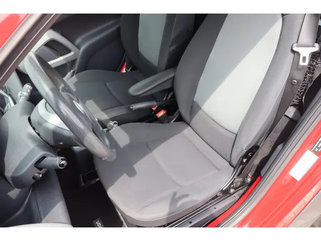 Smart Fortwo coupé 1.0 mhd Pure, Automaat. 2014 Benzine 4