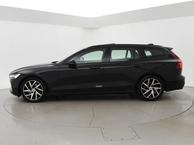 Volvo V60 2.0 T4 190 PK R-DESIGN + PANORAMADAK 2020 Benzine 5