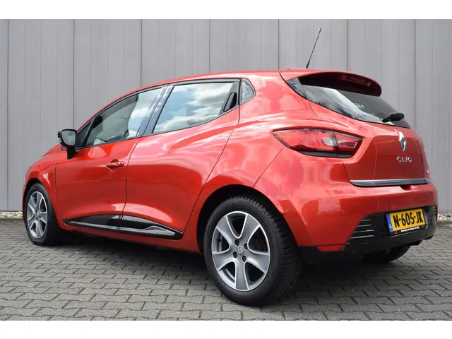 Renault Clio 0.9 TCE Dynamique 2013 Benzine 23