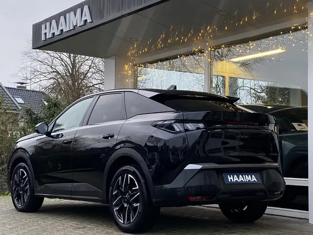 Peugeot 3008 1.2 Hybrid 145 Allure 2025 Hybride Benzine 12