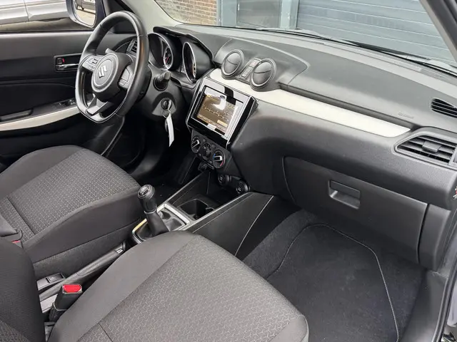 Suzuki Swift 1.2 SELECT 2019 Benzine 9