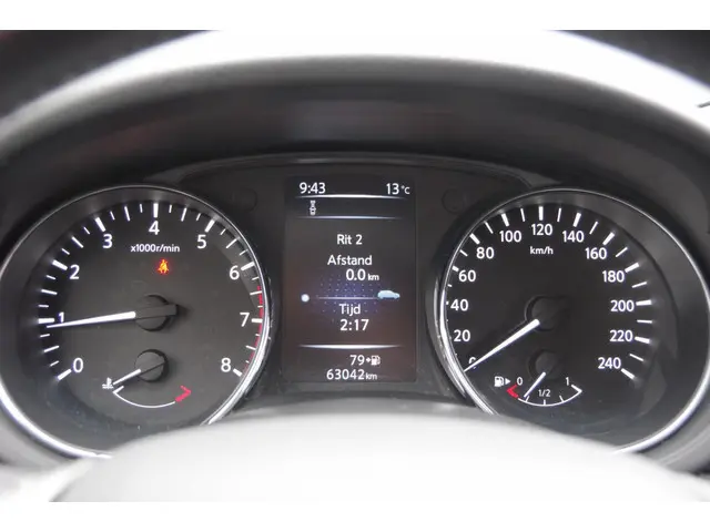 Nissan Pulsar 1.2 DIG-T N-Connecta 2017 Benzine 14