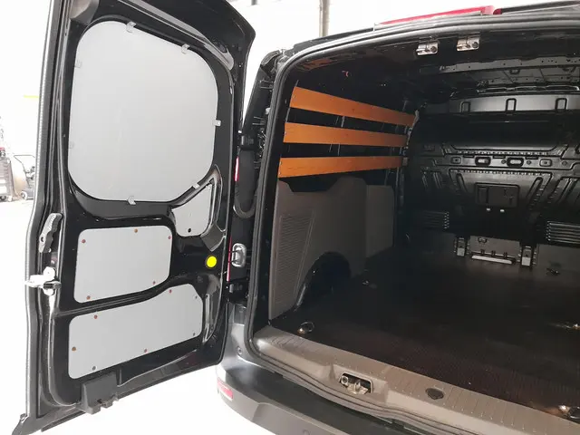 Ford Transit Connect L2 Trend 2023 Diesel 32
