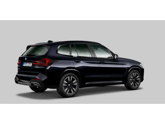 BMW iX3 Executive 80 kWh 2023 Elektrisch 18