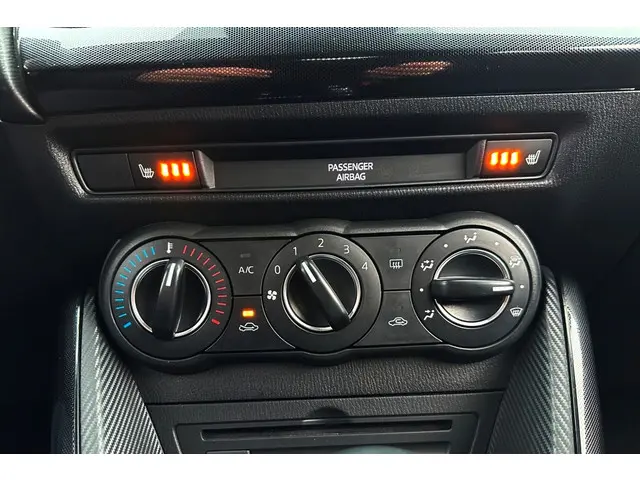 Mazda 2 1.5 Skyactiv-G TS+ Automaat Navi 2016 Benzine 25