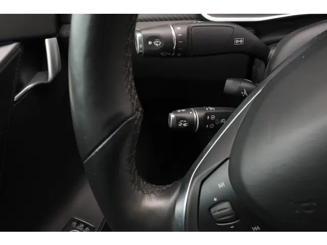Tesla Model S P85D 700 PK 2015 Elektrisch 16