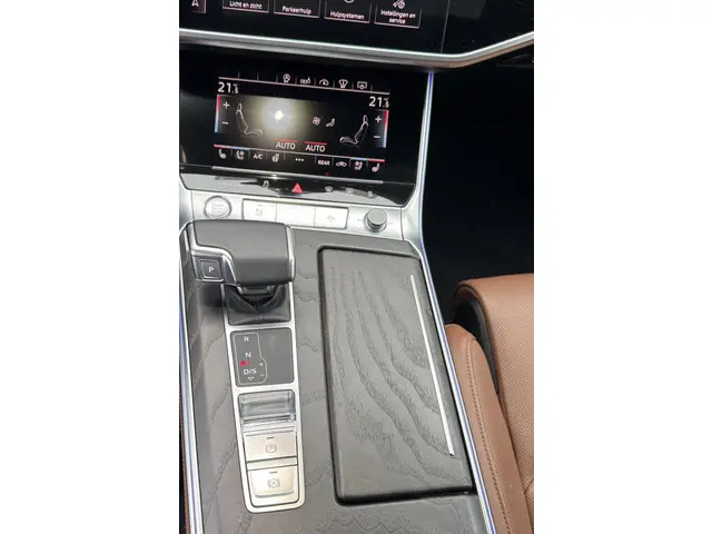 Audi A6 Avant 55 TFSI quattro S edition 2020 Benzine 28