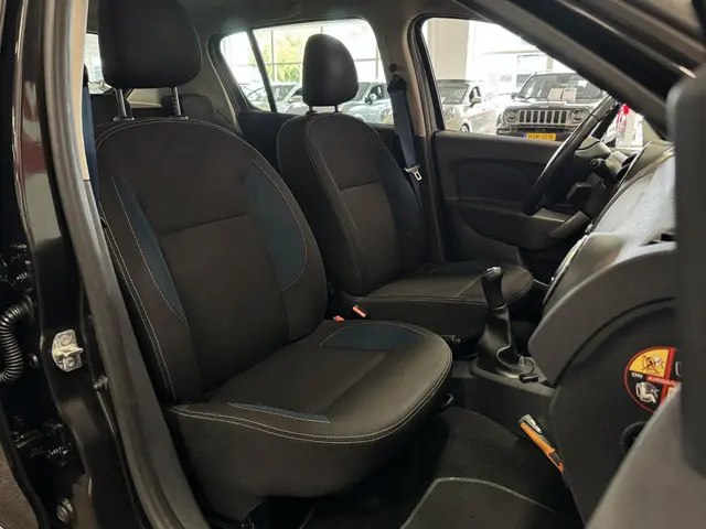 Dacia Sandero 0.9 TCe 10th Anniversary 2016 Benzine 17