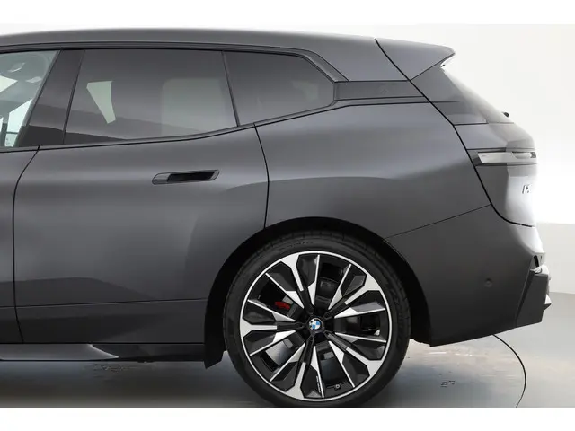 BMW iX xDrive45 101 kWh M Sport Pro 2025 Elektrisch 44