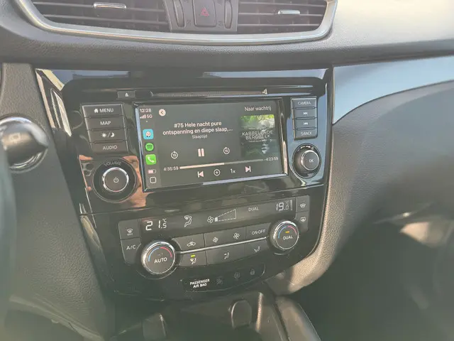 Nissan QASHQAI 1.3 DIG-T Tekna + 2019 Benzine 30